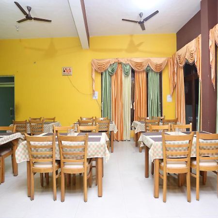 Hotel Sunita Almora Buitenkant foto