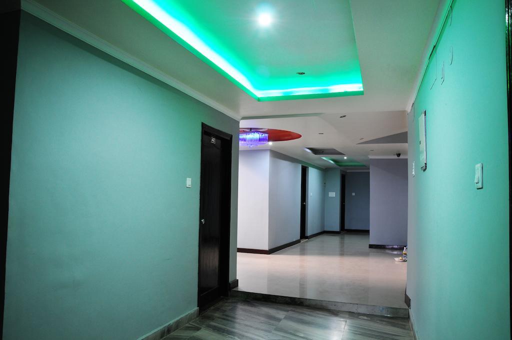 Hotel Sunita Almora Buitenkant foto