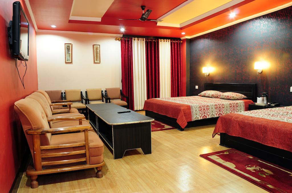Hotel Sunita Almora Kamer foto