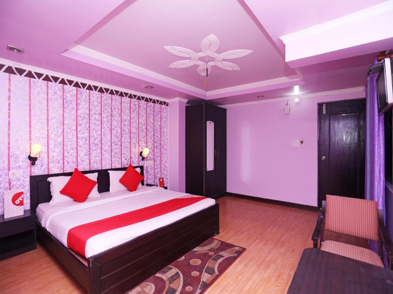 Hotel Sunita Almora Buitenkant foto