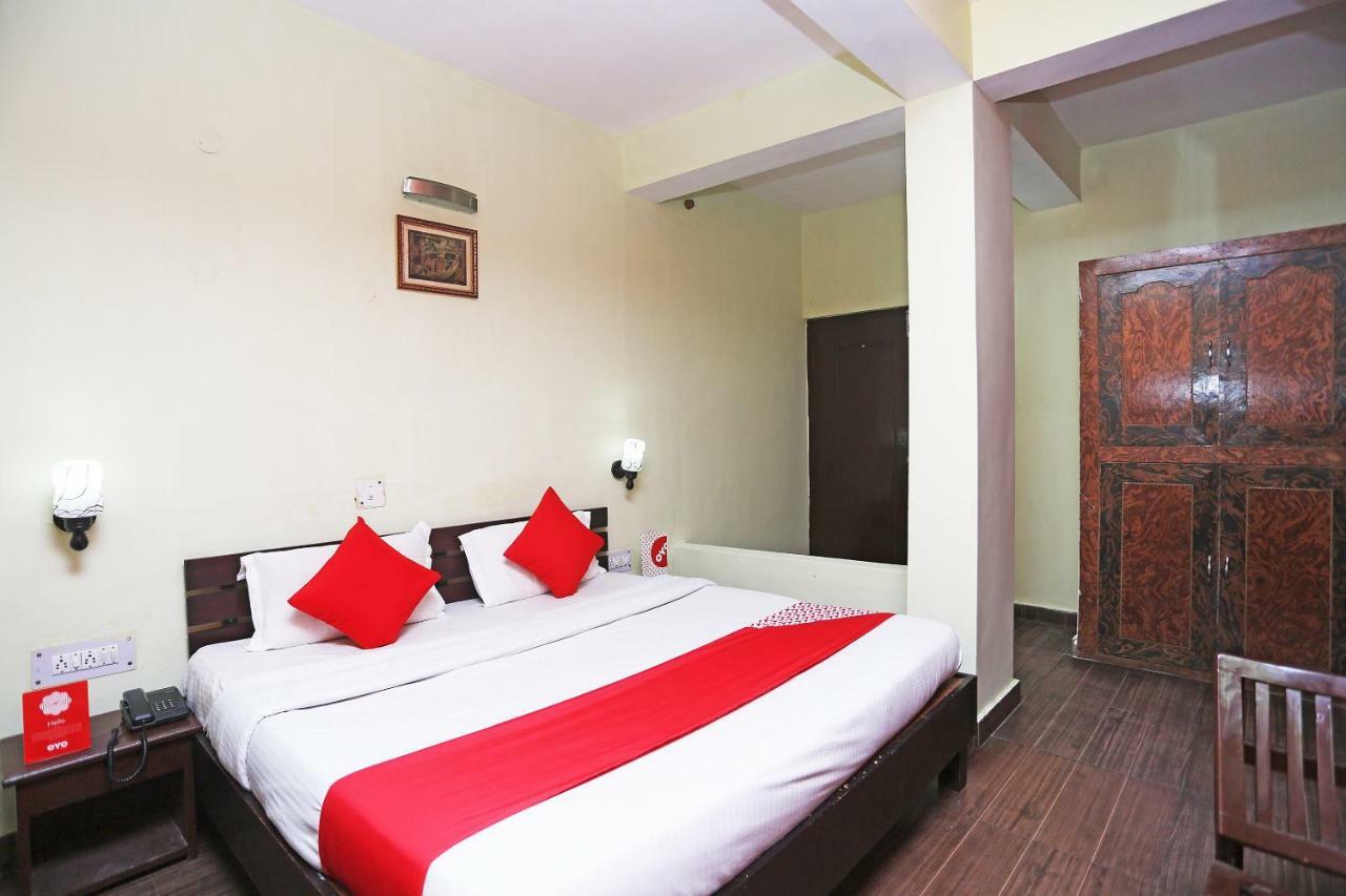 Hotel Sunita Almora Buitenkant foto
